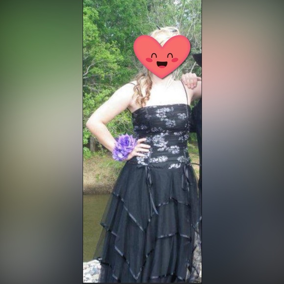 Ruffle Black Senior Prom Dress main image 0